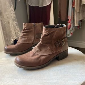 Earth Origin boots